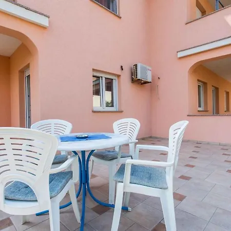 In Silo/insel Krk 13513 Appartamento *